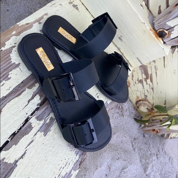 Brand new black Qupid sandal - Picture 2 of 3